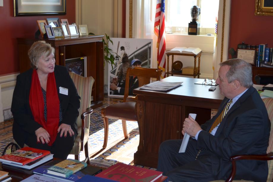 U.S. Senator Dick Durbin (D-IL) met with Illinois Hospital Association President Maryjane Wurth to discuss various healthcare issues and ways to improve care for Illinoisans.